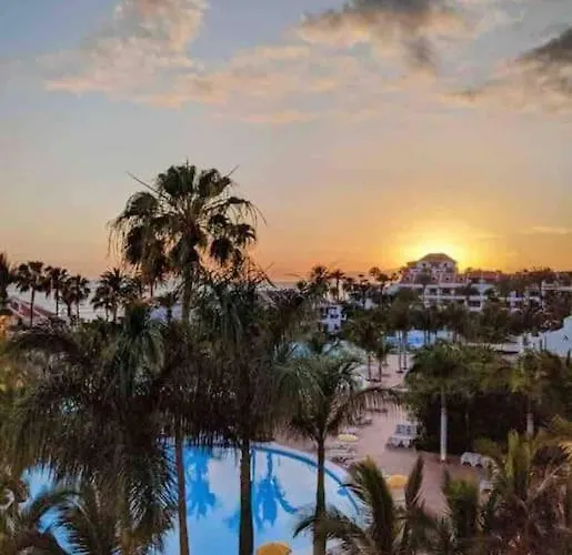 Exterior Con Vistas