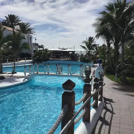 Exterior Con Vistas
